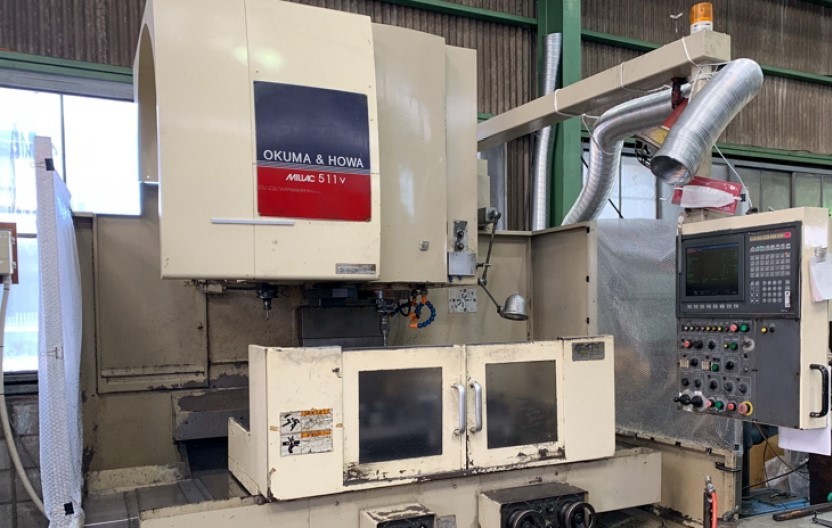 ⾨型マシニングセンタによる、⼤物部品加⼯、製⽸品への加⼯を⾏います